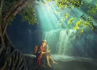 Jak zrobić strój kąpielowy ze stanika?