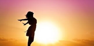 Czy każdej kobiecie w ciąży wychodzi pępek?