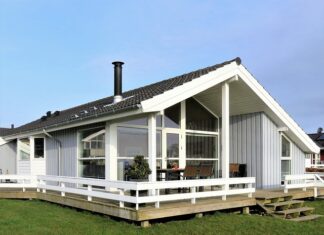 Jak pomalować buty zamszowe?