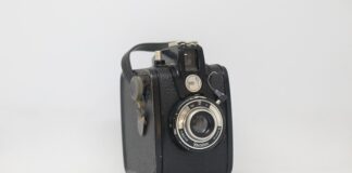 Czy etui chroni telefon przed upadkiem?