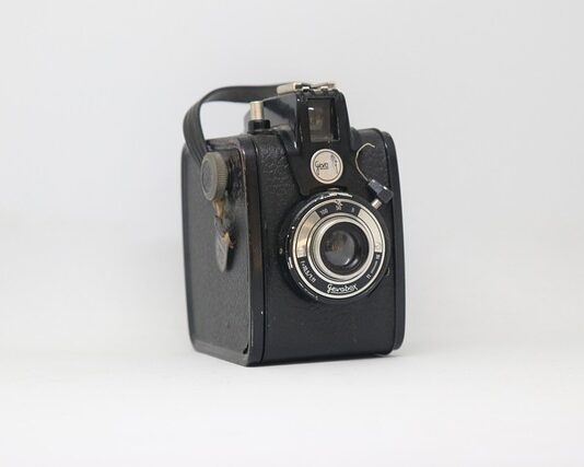 Czy etui chroni telefon przed upadkiem?