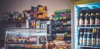 regały i ekspozytory sklepowe